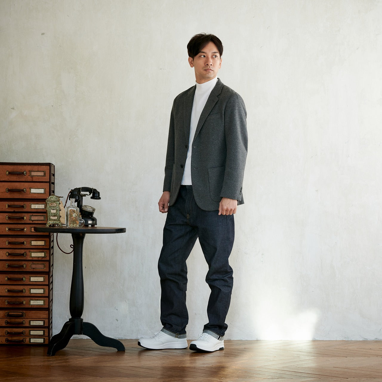Waterproof Leather Sneakers | DN1001