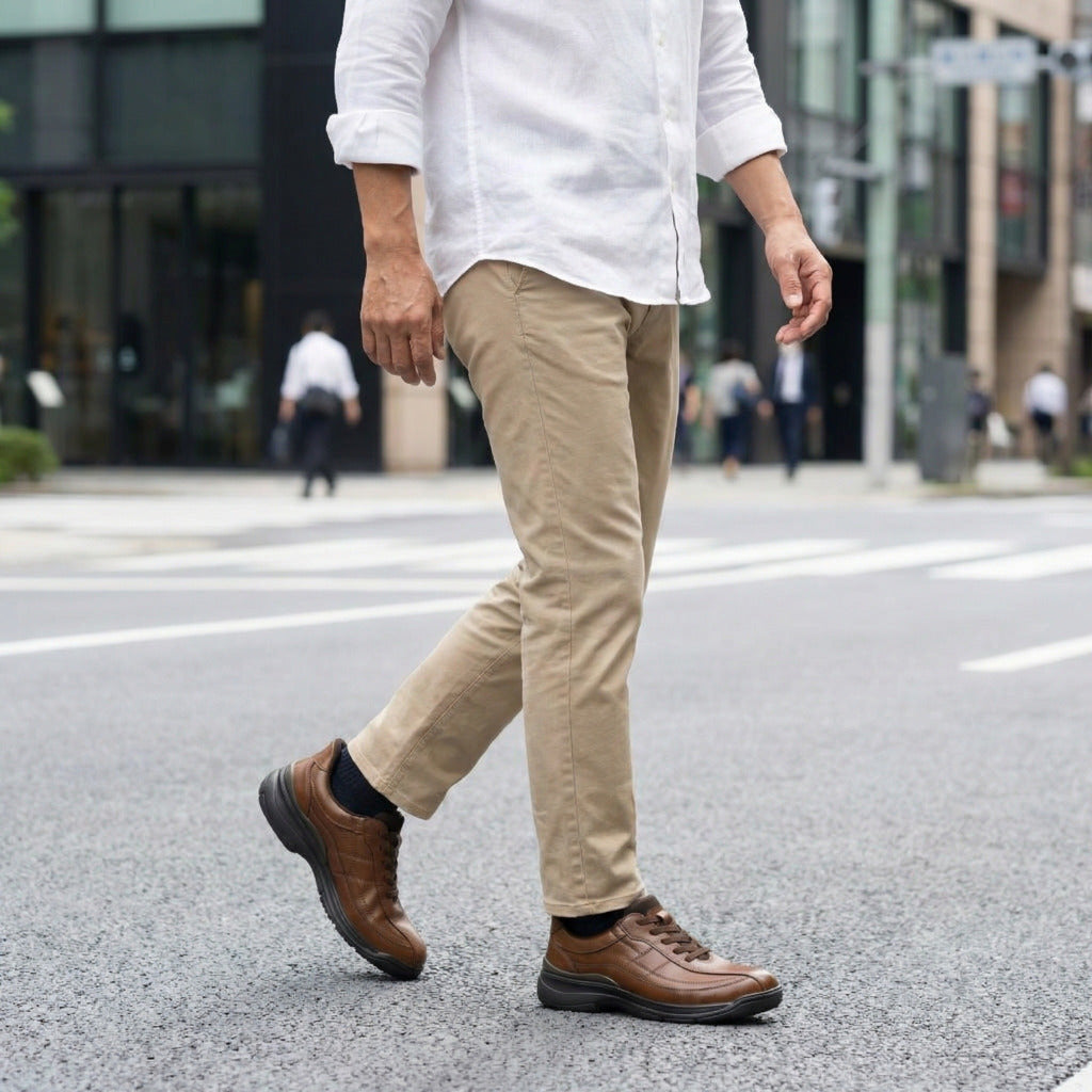 Hands-Free Leather Lace-Up | DR8024