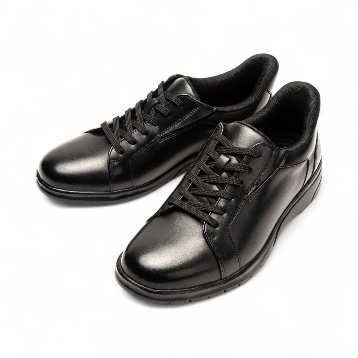 Hands-Free Leather Sneakers | DR8023