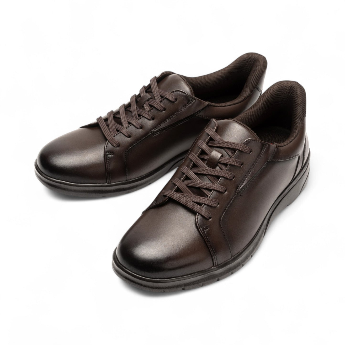 Hands-Free Leather Sneakers | DR8023