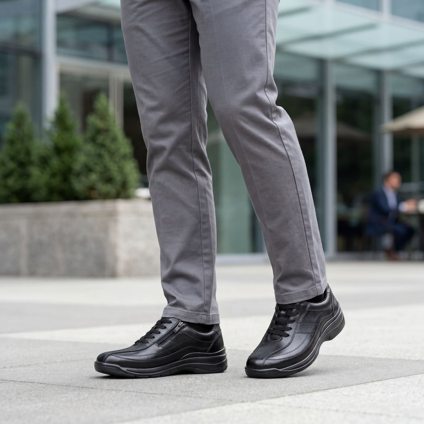 Lightweight Leather Side-Zip Shoes | DR8014