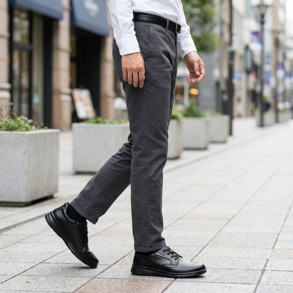Hands-Free Leather Sneakers | DR8022